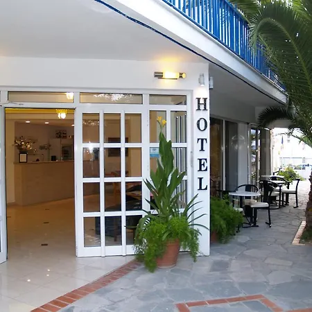 伊拉克里塔海滩酒店 酒店 2*